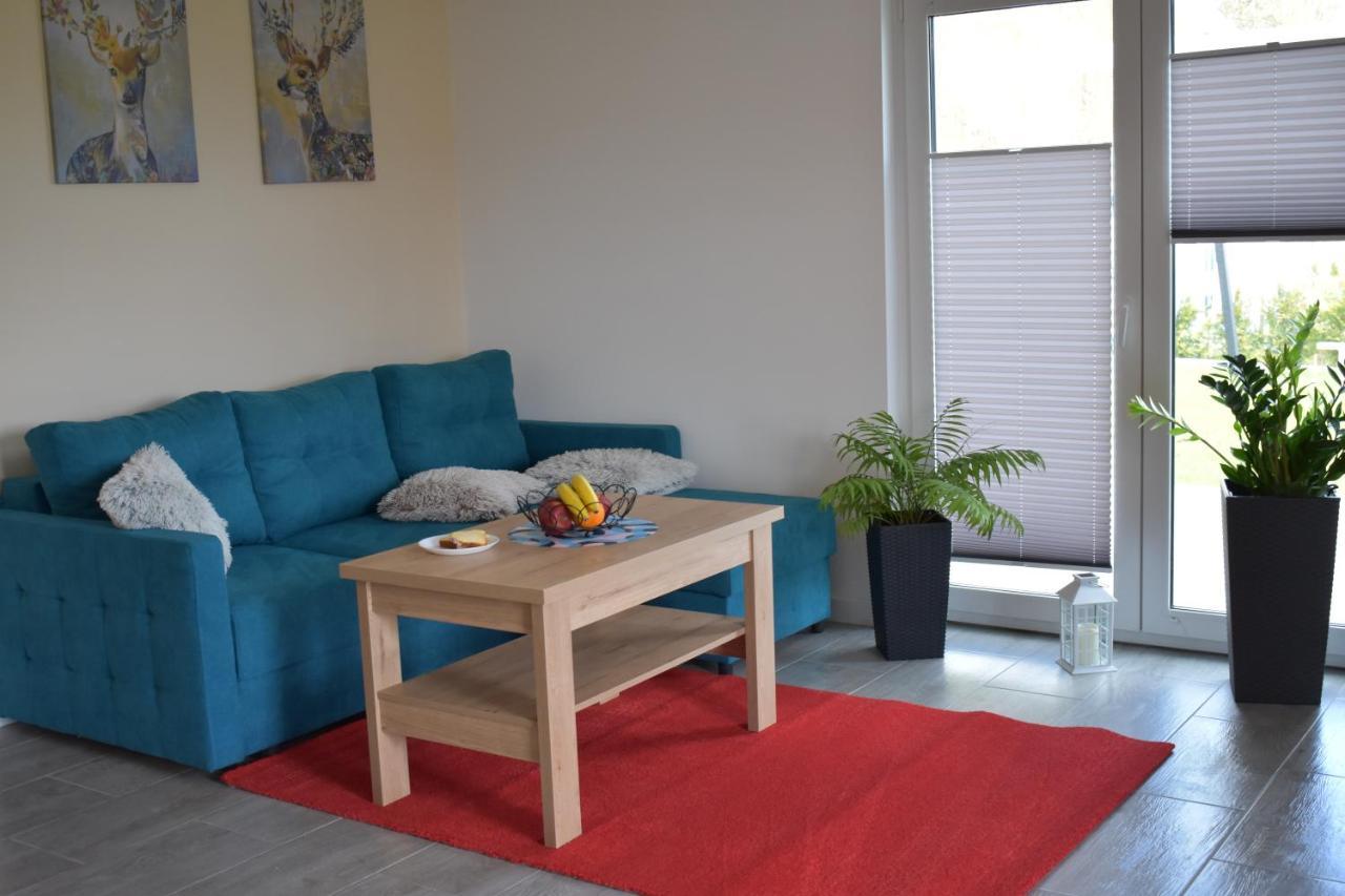 Jeszcze Bardziej Dziki Sad Vila Slajszewo Exterior foto