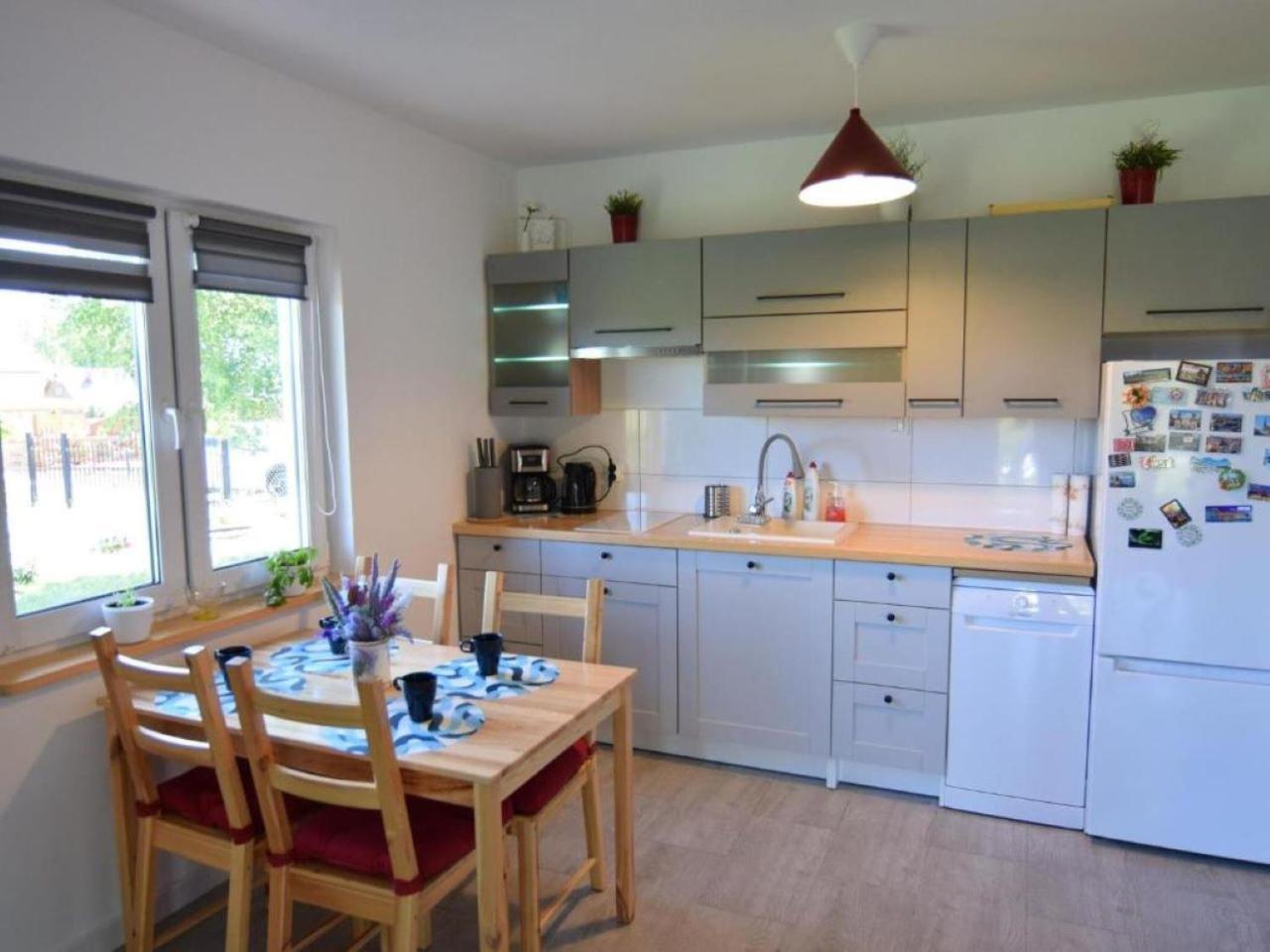 Jeszcze Bardziej Dziki Sad Vila Slajszewo Exterior foto